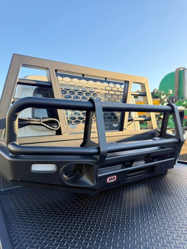 ARB Style Bullbar - Image 3