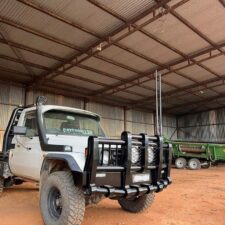 This premium heavy-duty bullbar