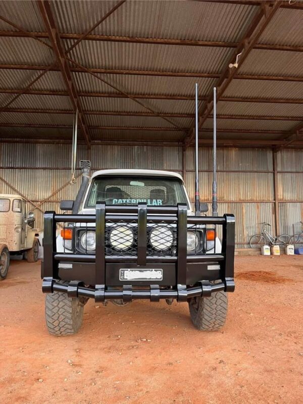This premium heavy-duty bullbar - Image 3